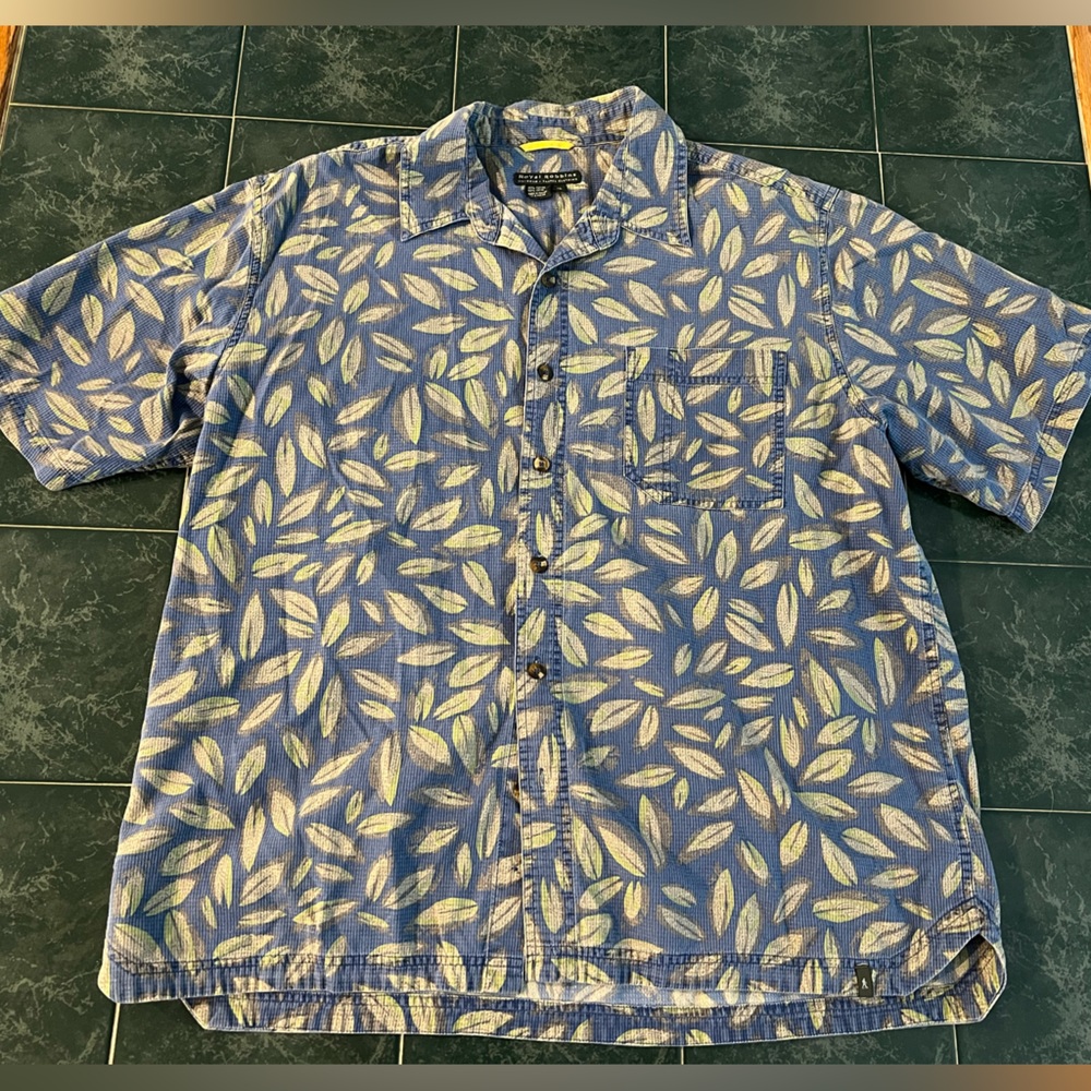 Royal Robbins Short Sleeve Button Shirt. Men’s XL